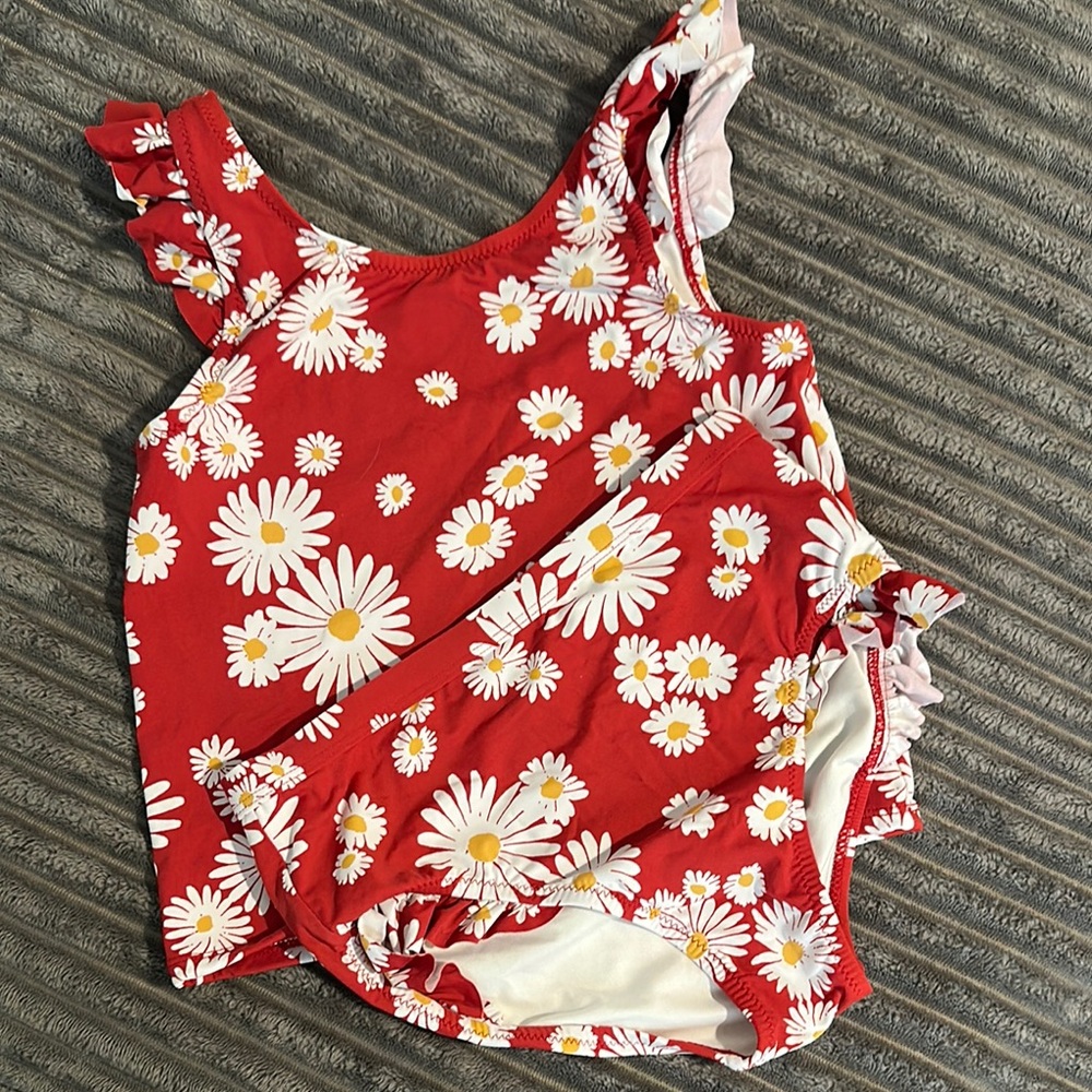 Garnet Hill Kids designer Red Daisy Print Swimsuit top 10Y/ bottom 12Y